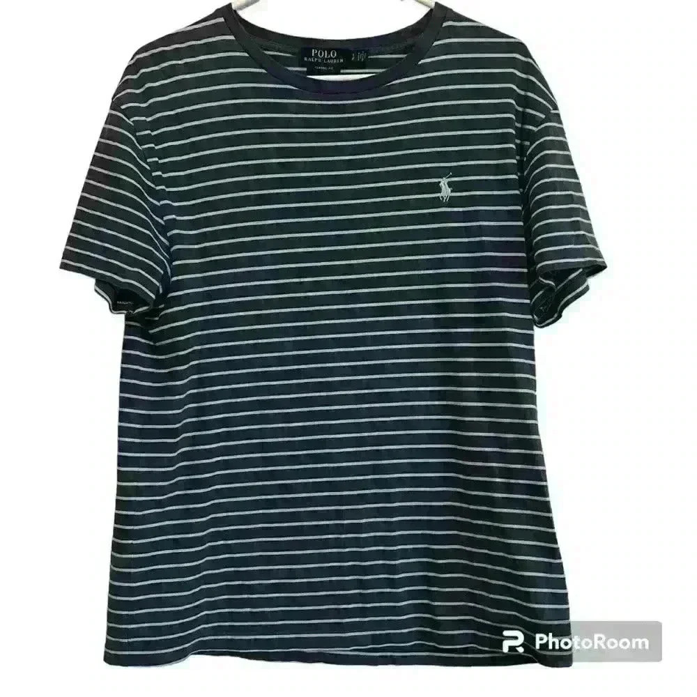 Polo Ralph Lauren classic fit navy and light blue striped T-shirt. Size small